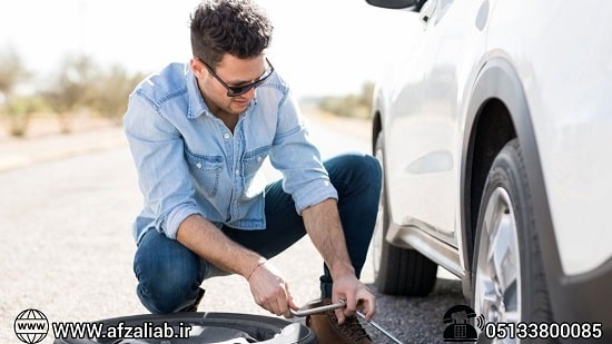 راهنمای قدم‌به‌قدم تعویض تایر در محل
